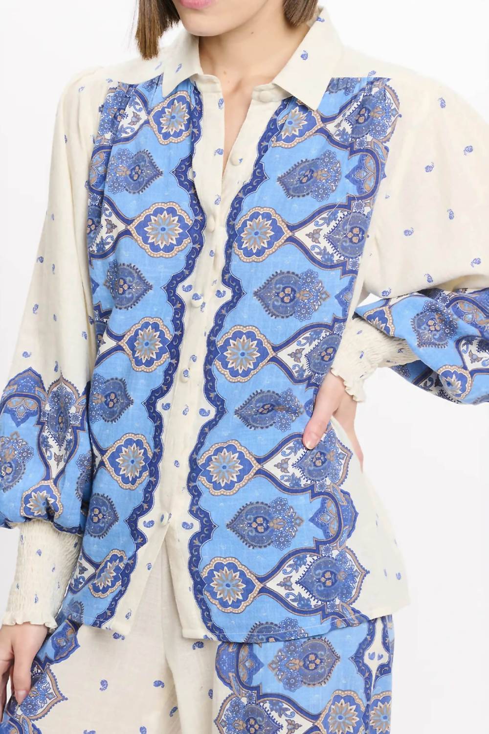 Viki Boho Shirt In Blue Paisley Print