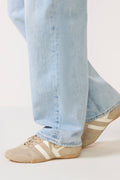 Women's Chase Sneakers