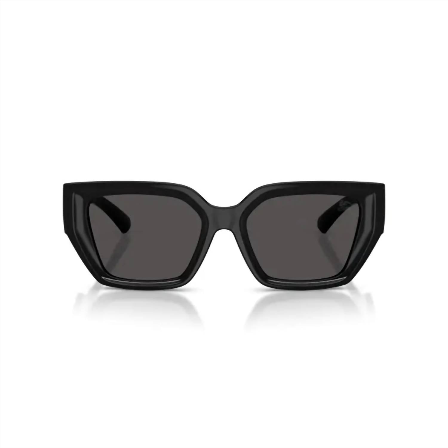 Women's Square Sunglasses In Black With Dark Grey