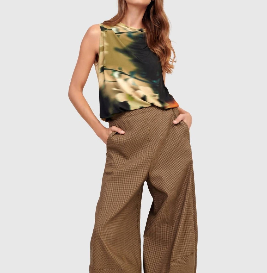 Spritz Sleeveless Top In Floral