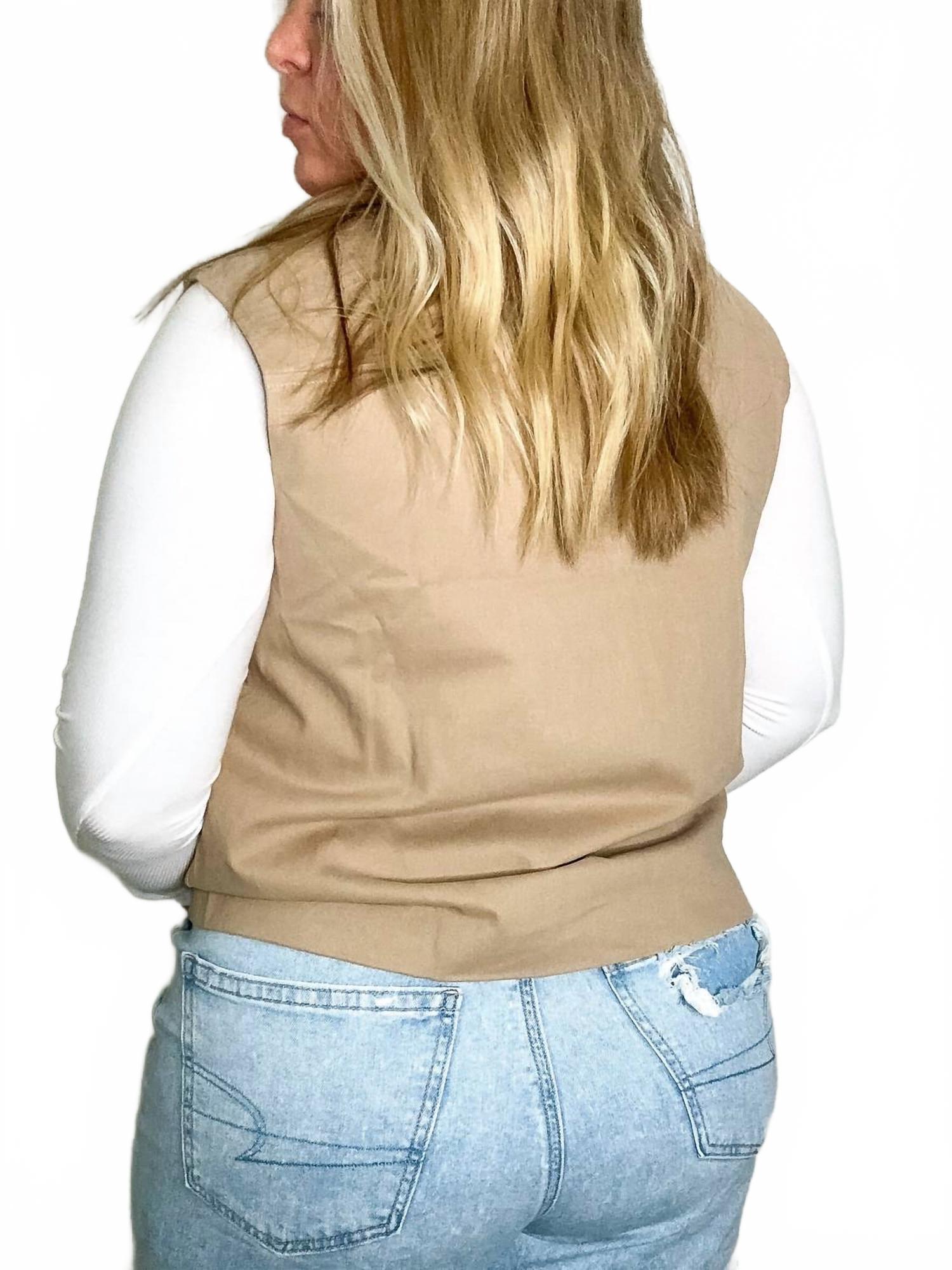 Canyon Oversized Cargo Zip Up Vest In Khaki