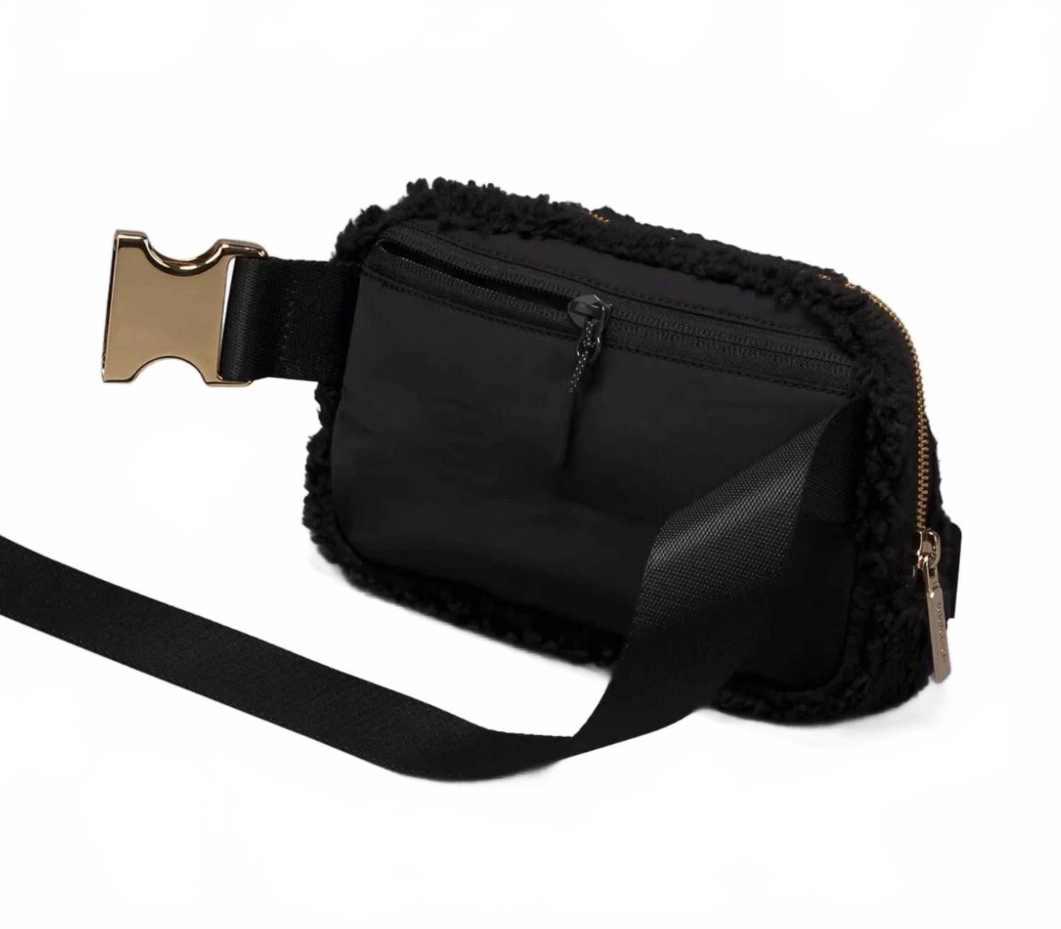 Unisex Everywhere Fleece Belt Bag In Black/ Gold
