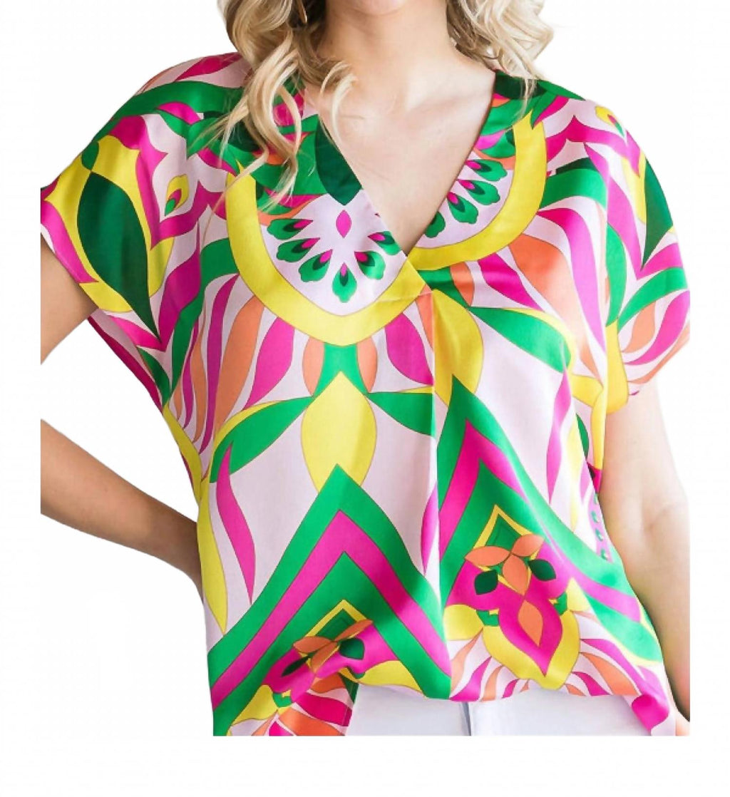 Mix Print Top With A V-Neckline & Short Curved Sleeves In Bright Pink