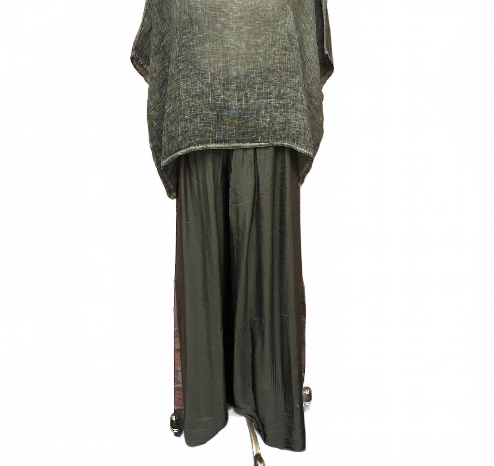 Women's Linen Scoop Neck Poncho Blouse In Olive