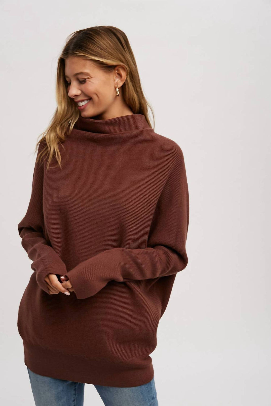 Slouch Neck Dolman Sleeved Pullover In Chocolate