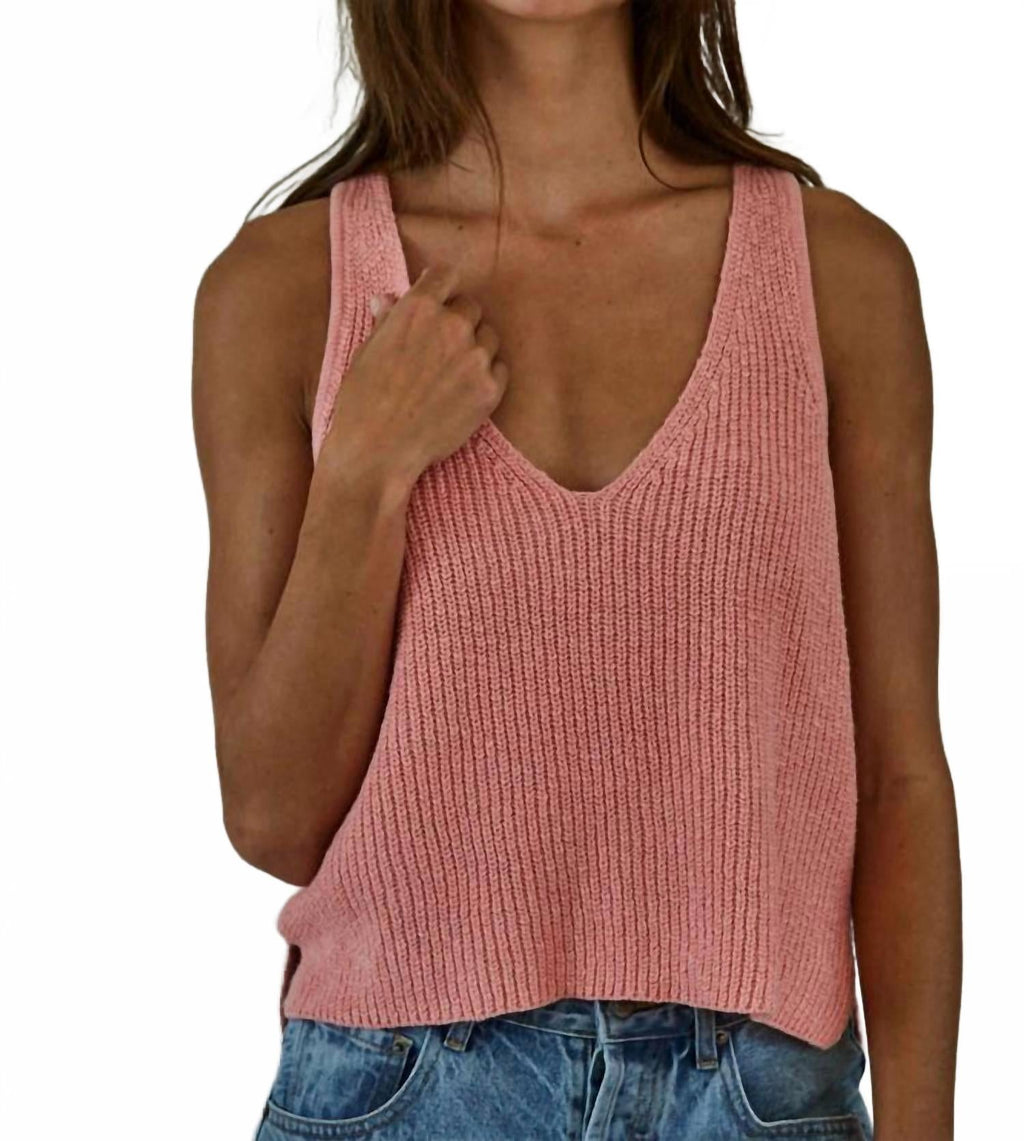 Amai Sweater Tank In Peach Pink