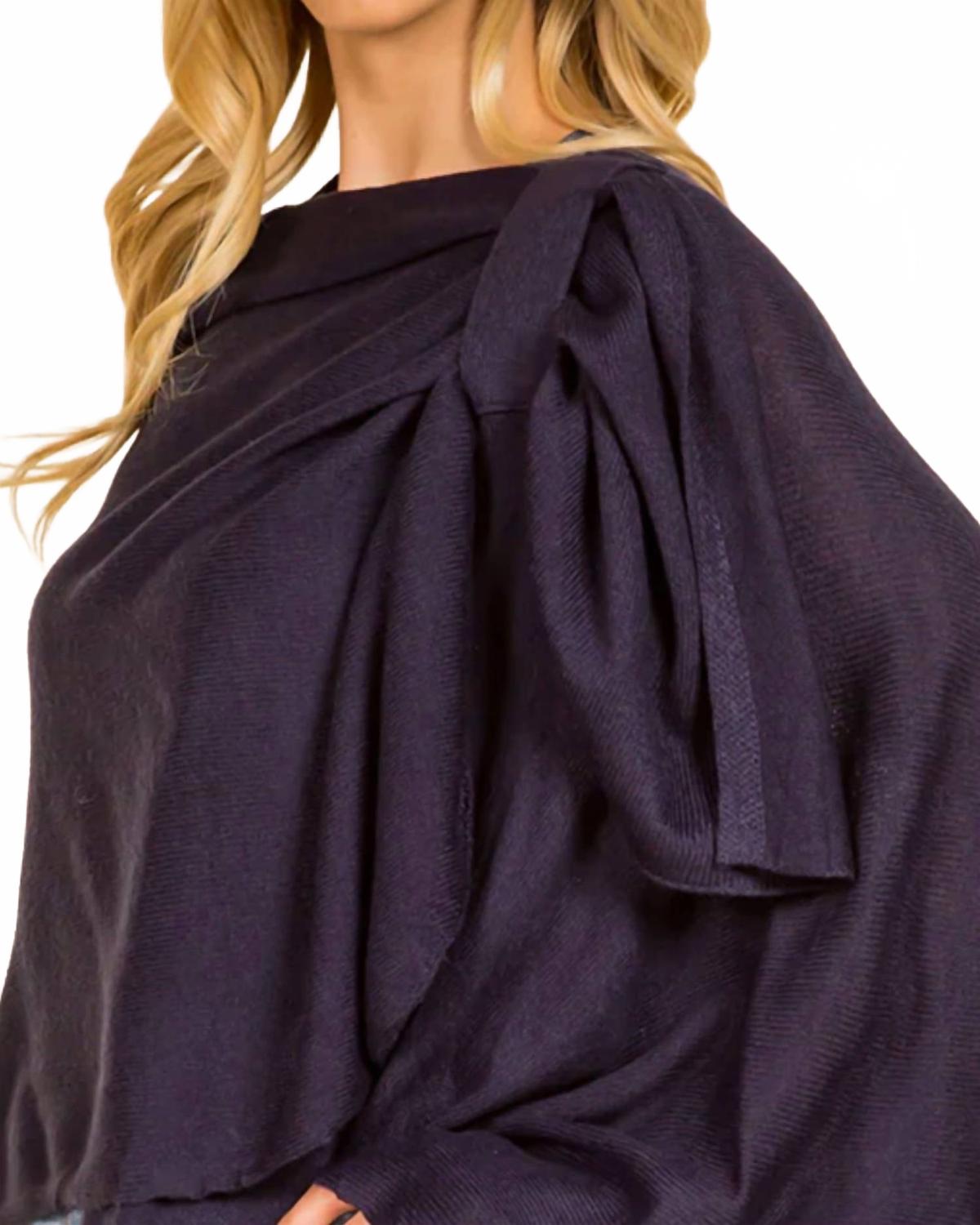 Four Seasons Wrap In Navy