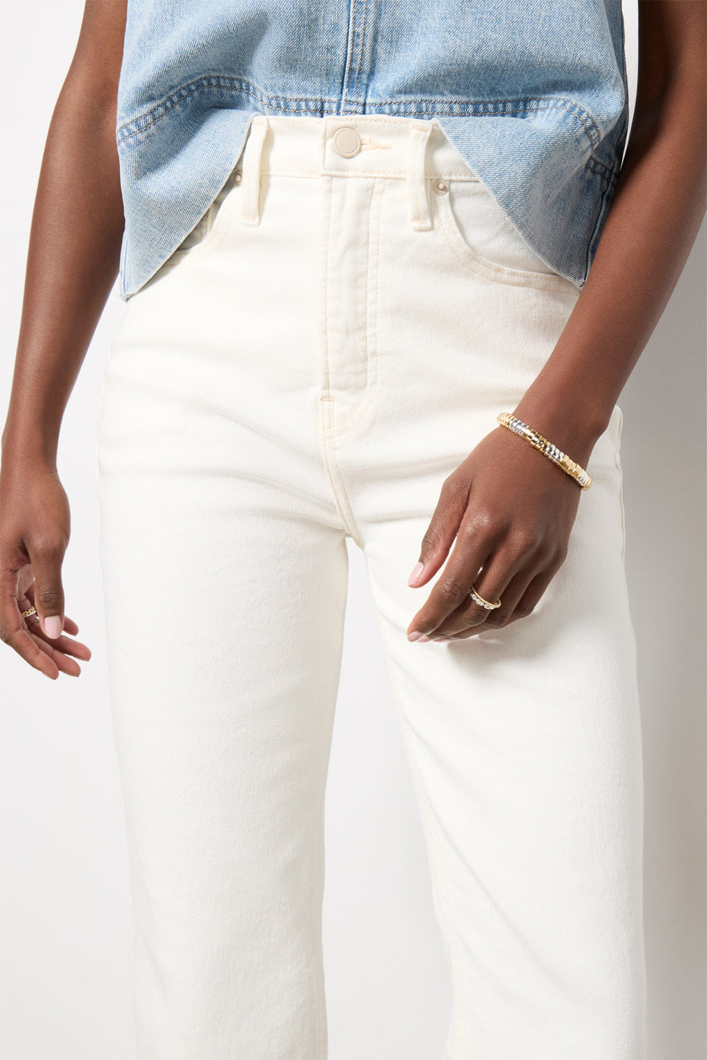 Women's Standard Kick Flare Jeans