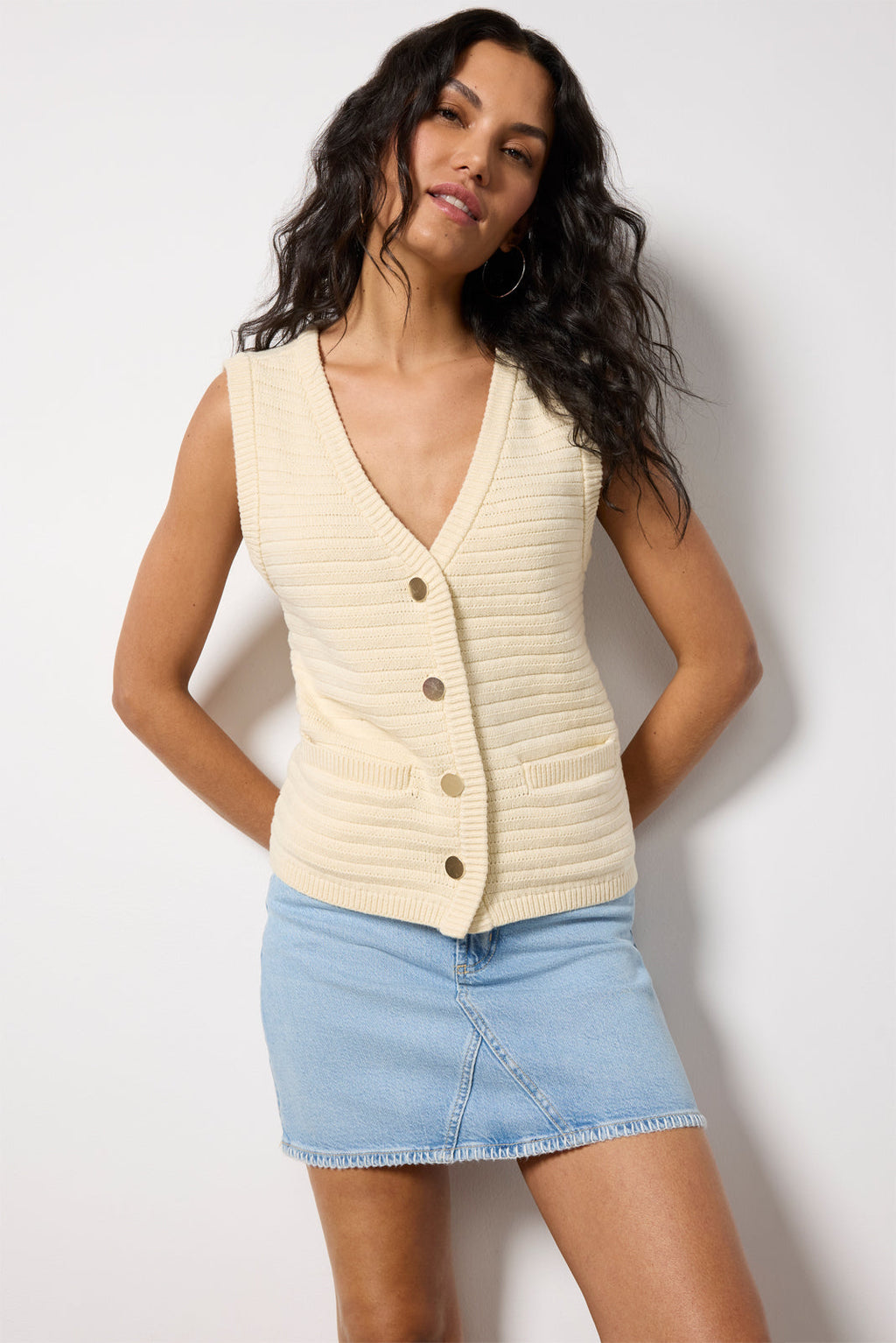 Women's Textured Sweater Vest