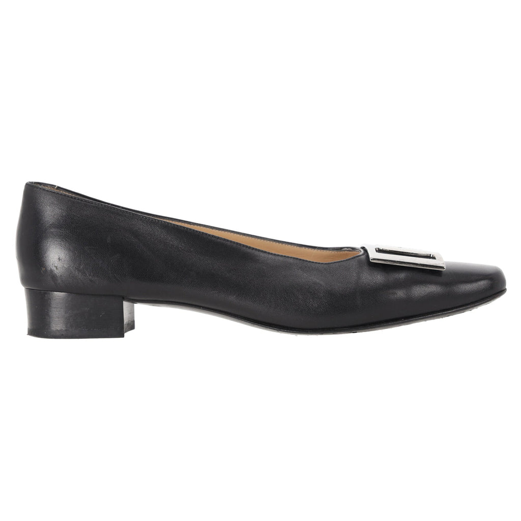 Ferragamo Buckle Detail Pumps in Black Leather
