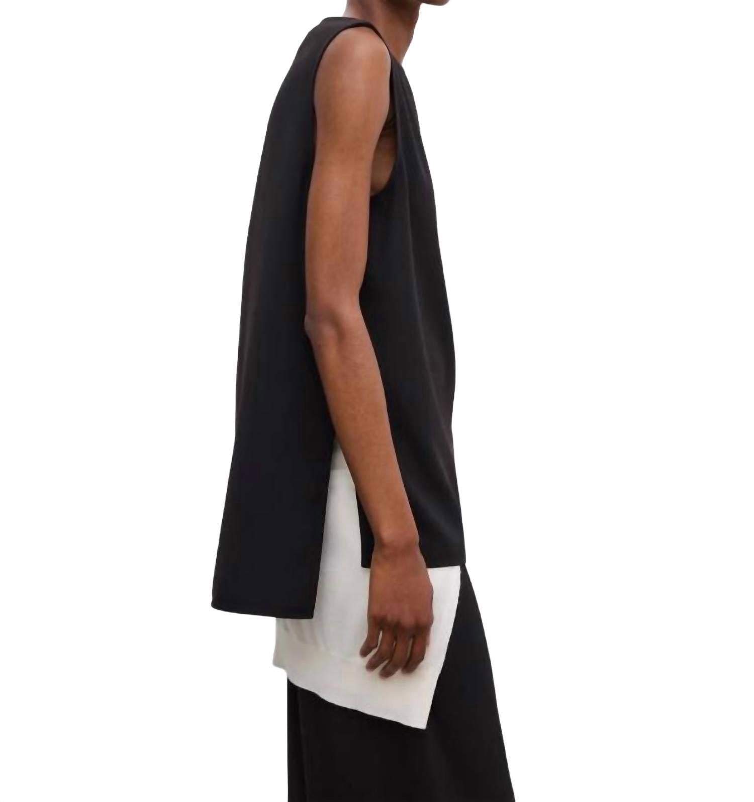 Sleeveless Crepe Top In Black
