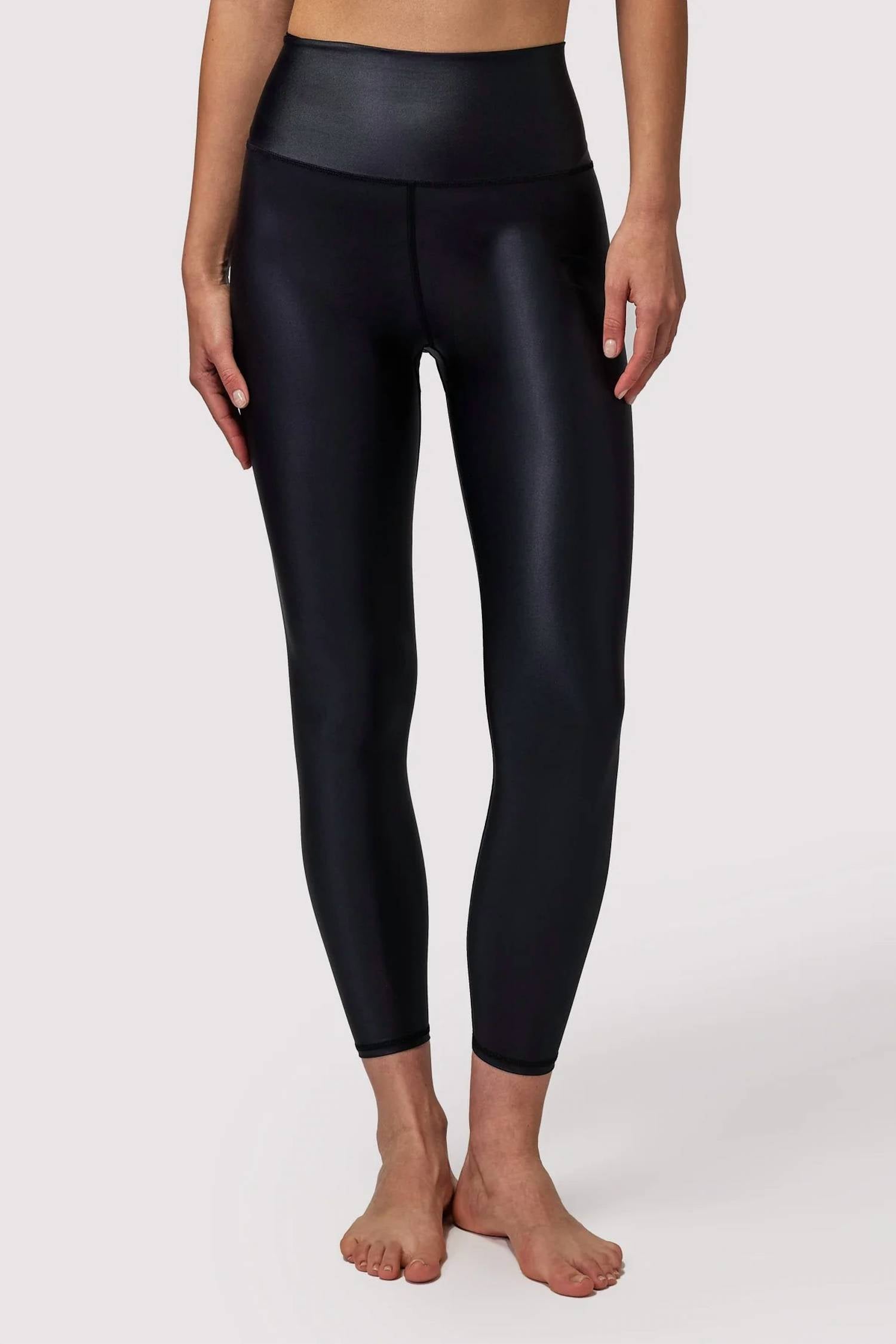 Ada Wet Look Leggings In Blk