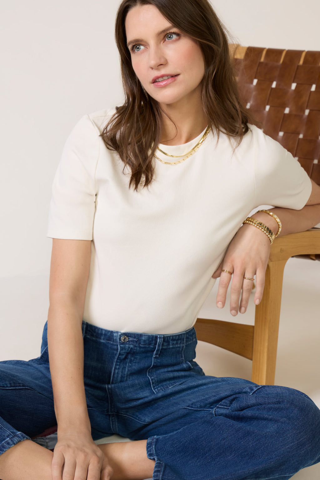 Women's Short Sleeve Crewneck Elbow T-Shirt