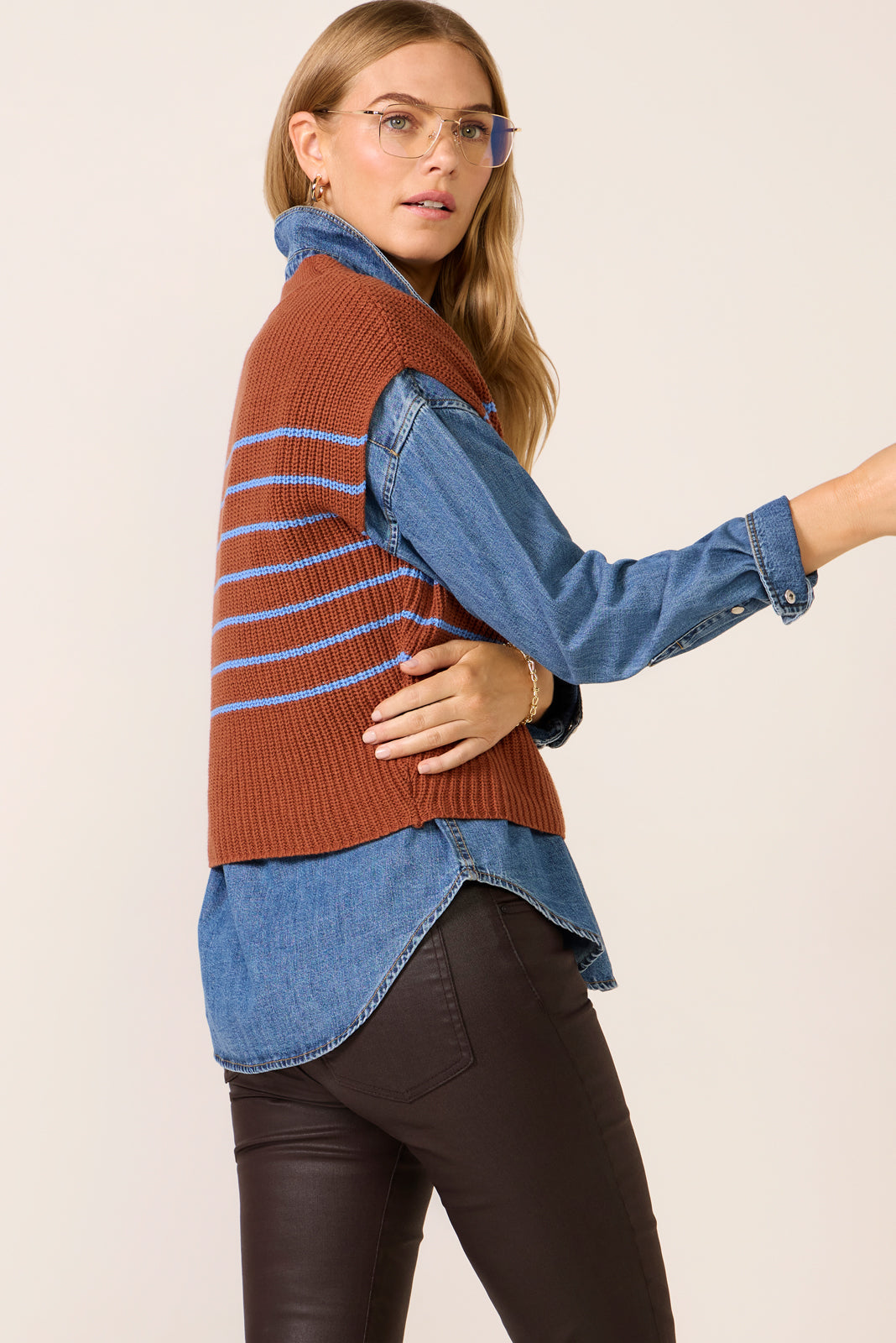 Women's Aiden V-Neck Vest