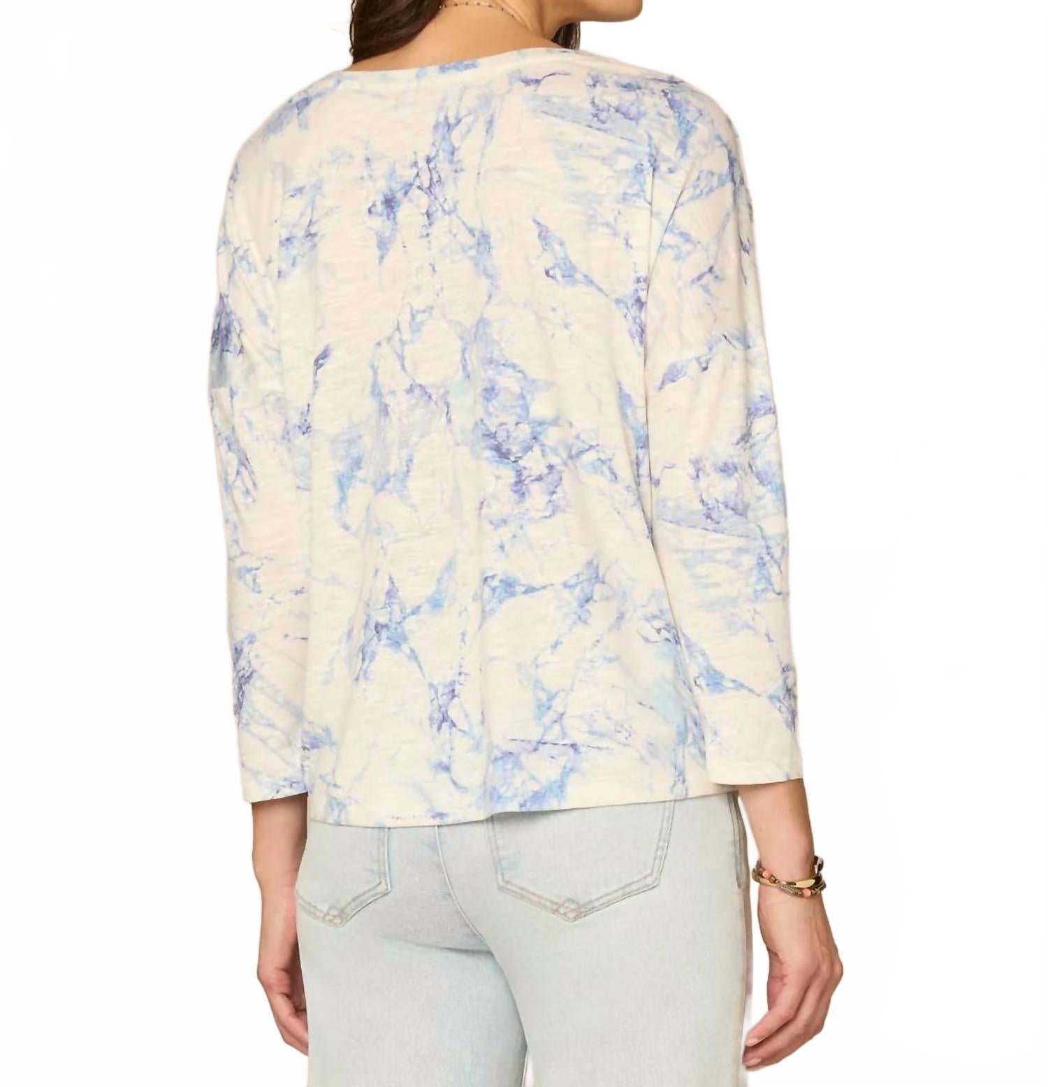 Three Quarter Sleeve Scoop Neck Knit Top In Blue