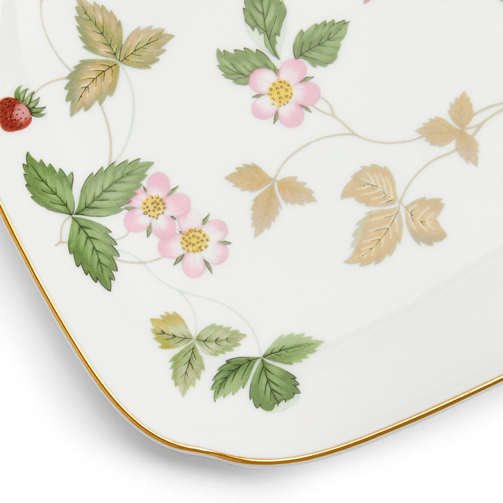 Wild Strawberry Rectangular Tray 25cm 9.8in, Boxed
