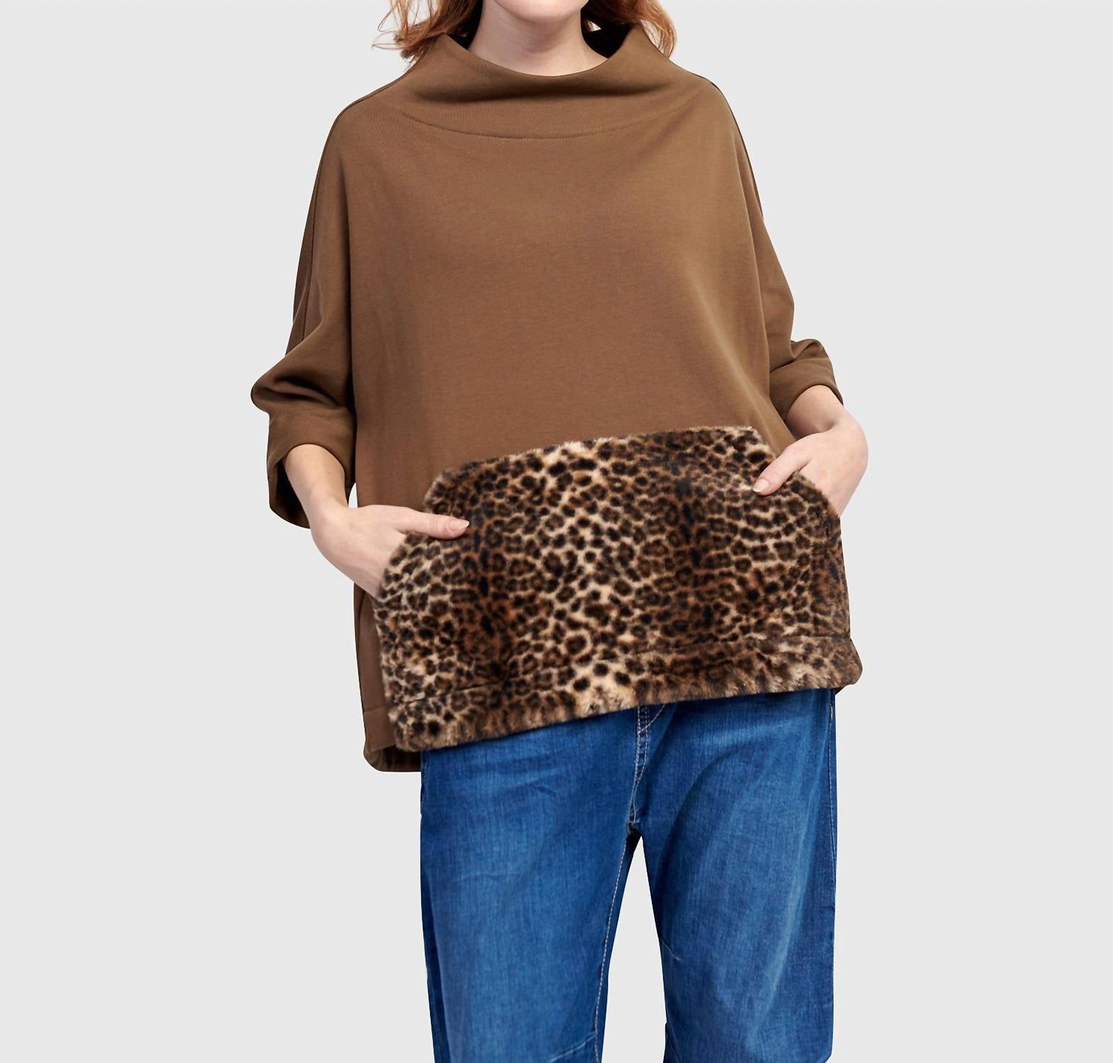 Urban Muff Pullover Top In Camel