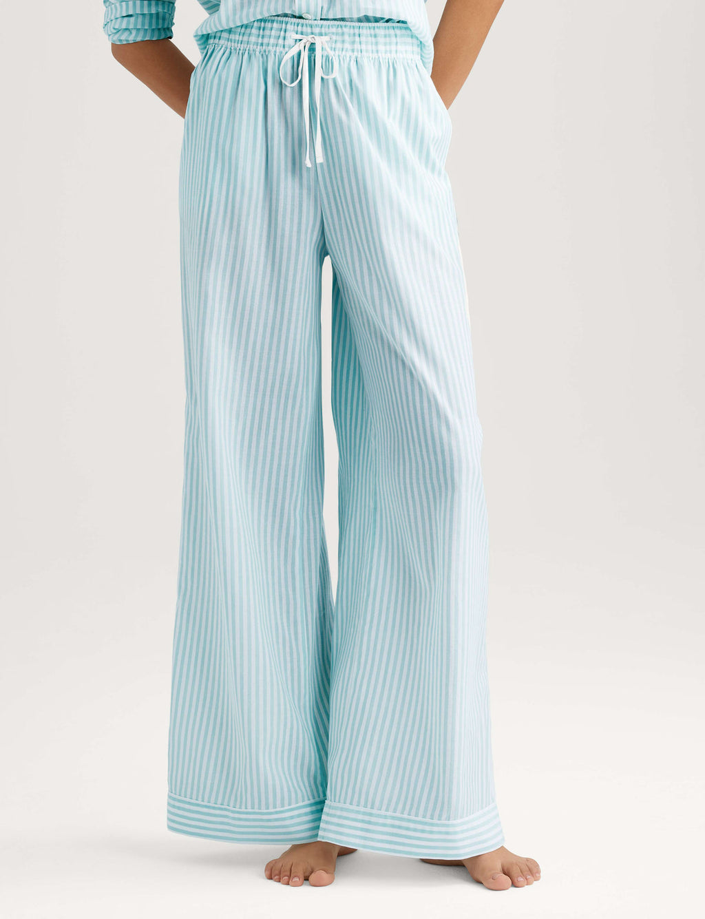 Women's Woven High Rise Pant
