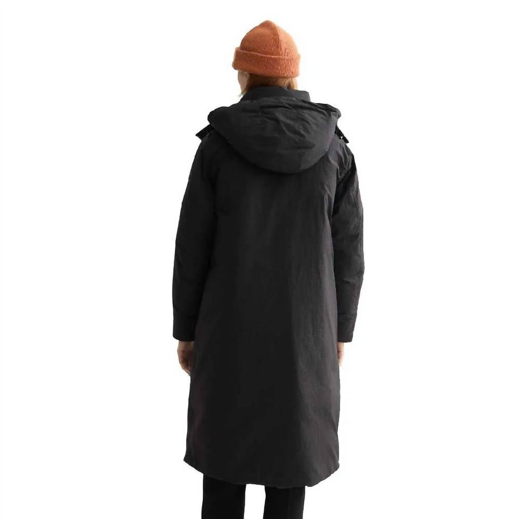 Longline Puffer Jacket In Black