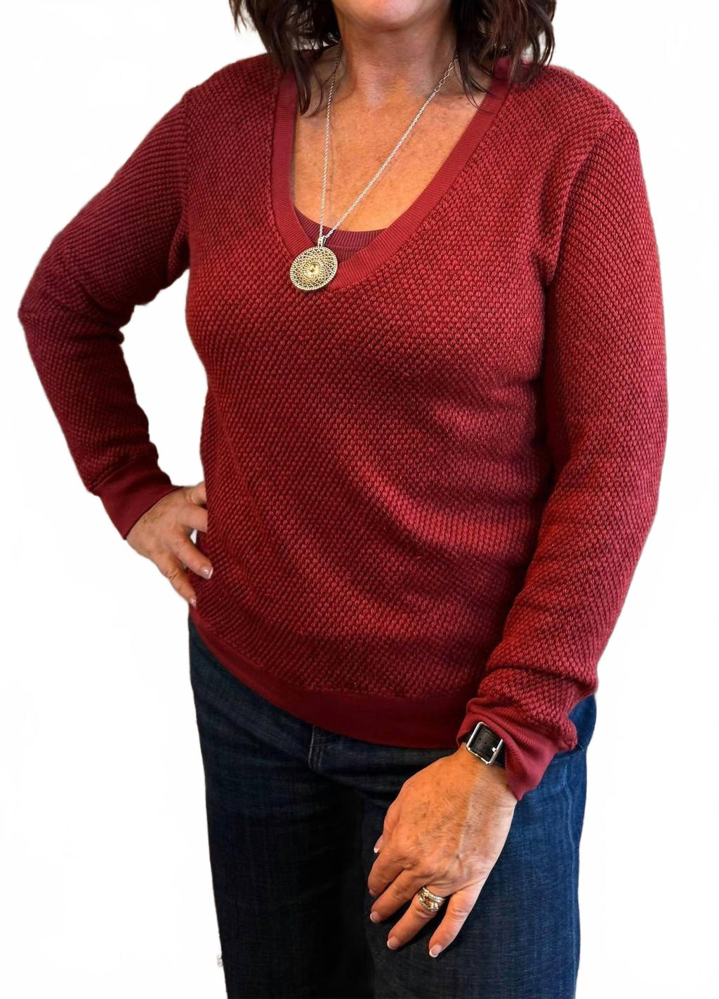 Gabrielle V Neck Pullover Sweater In Merlot
