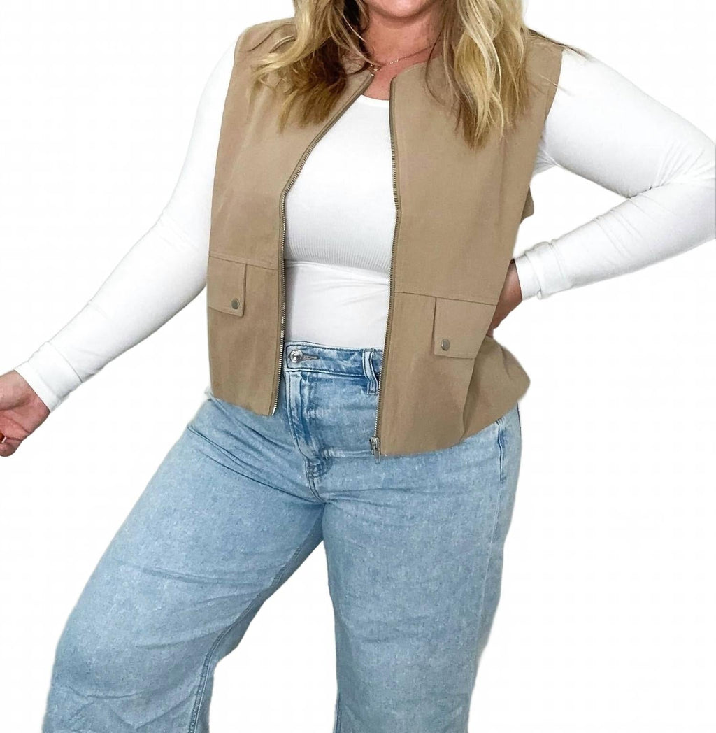 Canyon Oversized Cargo Zip Up Vest In Khaki