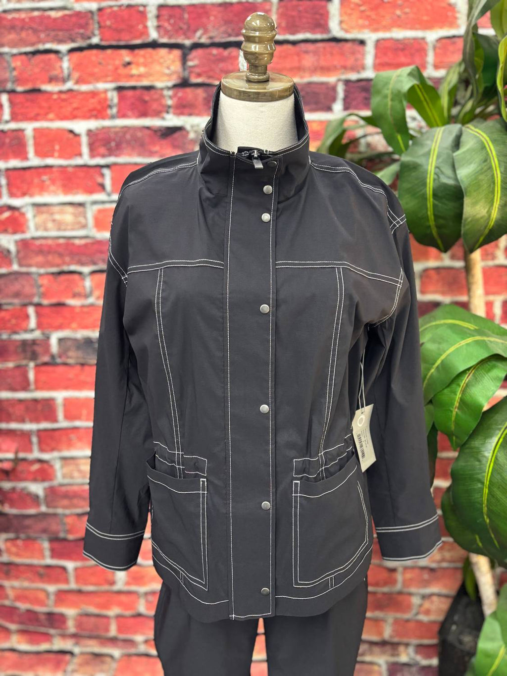 Women's Cool Tech Utility Jacket In Black