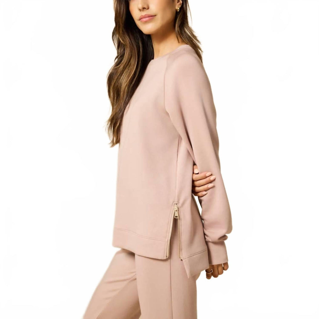 Athleisure Dreamtech Crew Tunic And Flood Pant Set In Coco