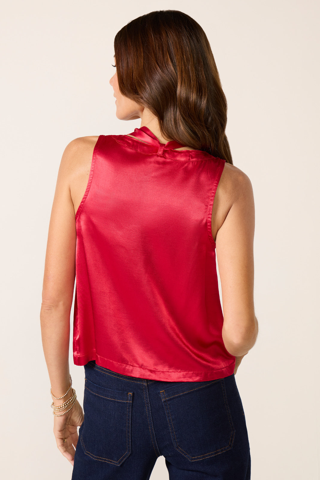 Women's Sleeveless Tie Neck Top