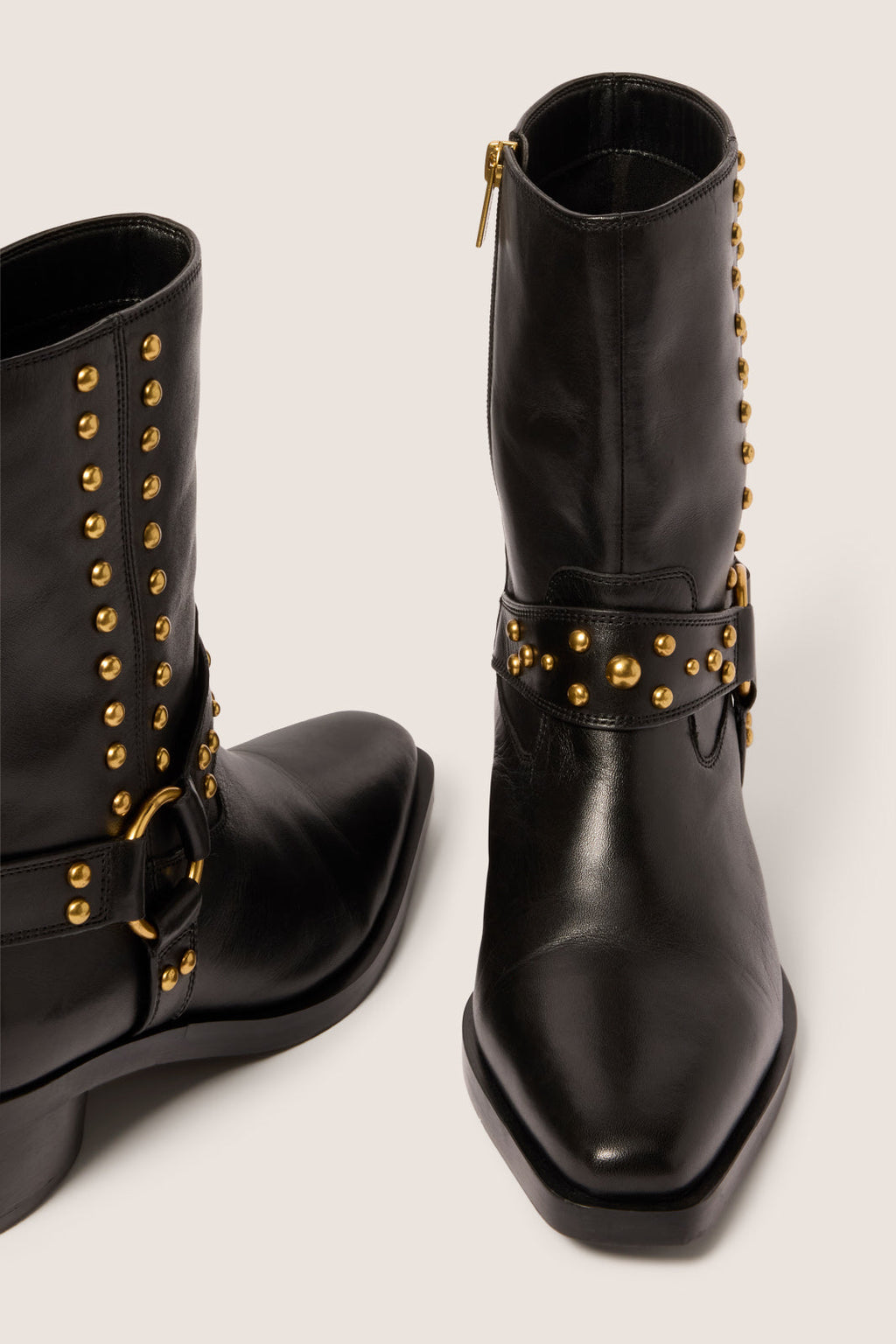 Women's Roista Studded Boot