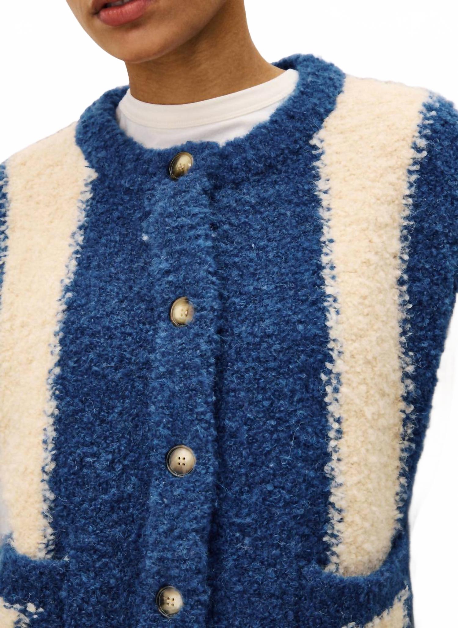 Shiba Sweater Vest In Blue Marine