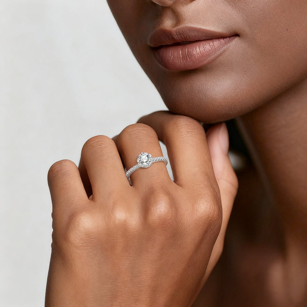 Floral Setting Round Cut Pavé Band Ring