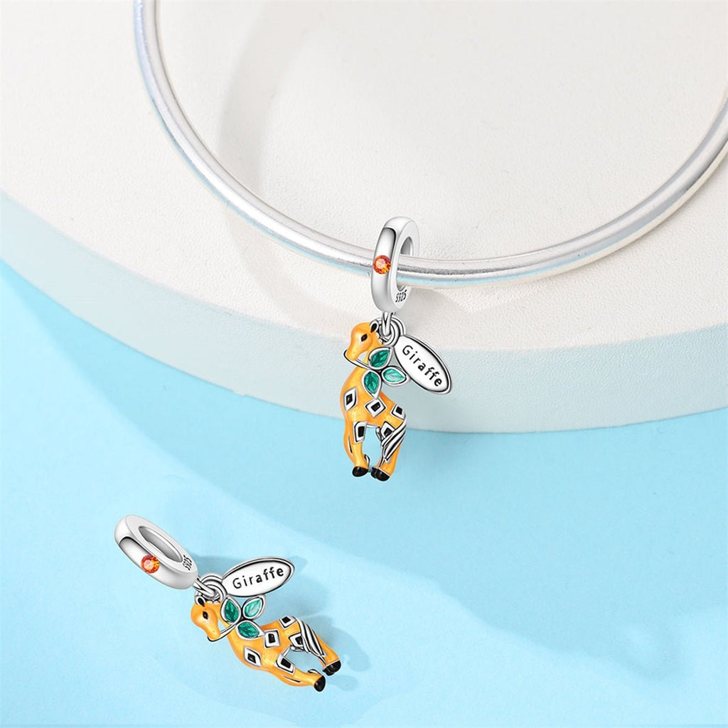 Giraffe with Leaves Dangle Charm