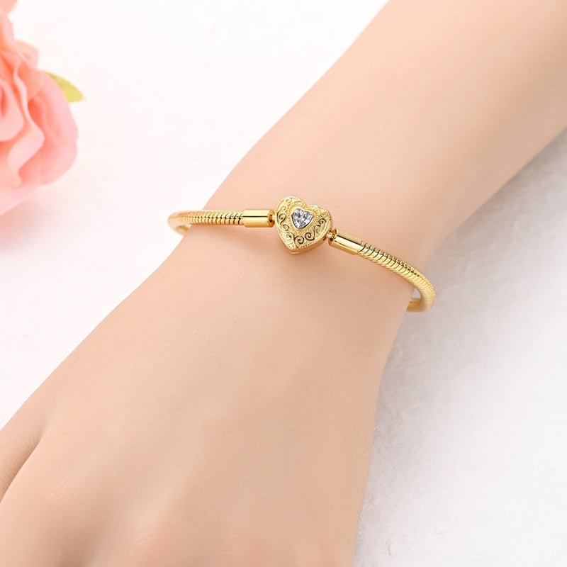 Golden Heart Clasp Snake Chain Bracelet