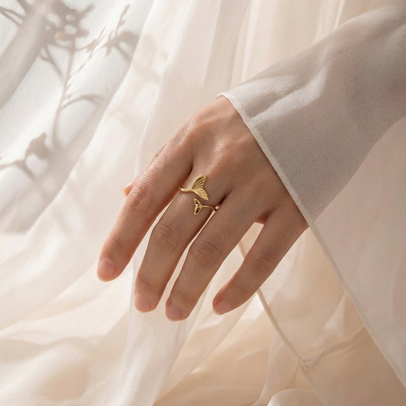 Golden Mermaid Tail Adjustable Ring