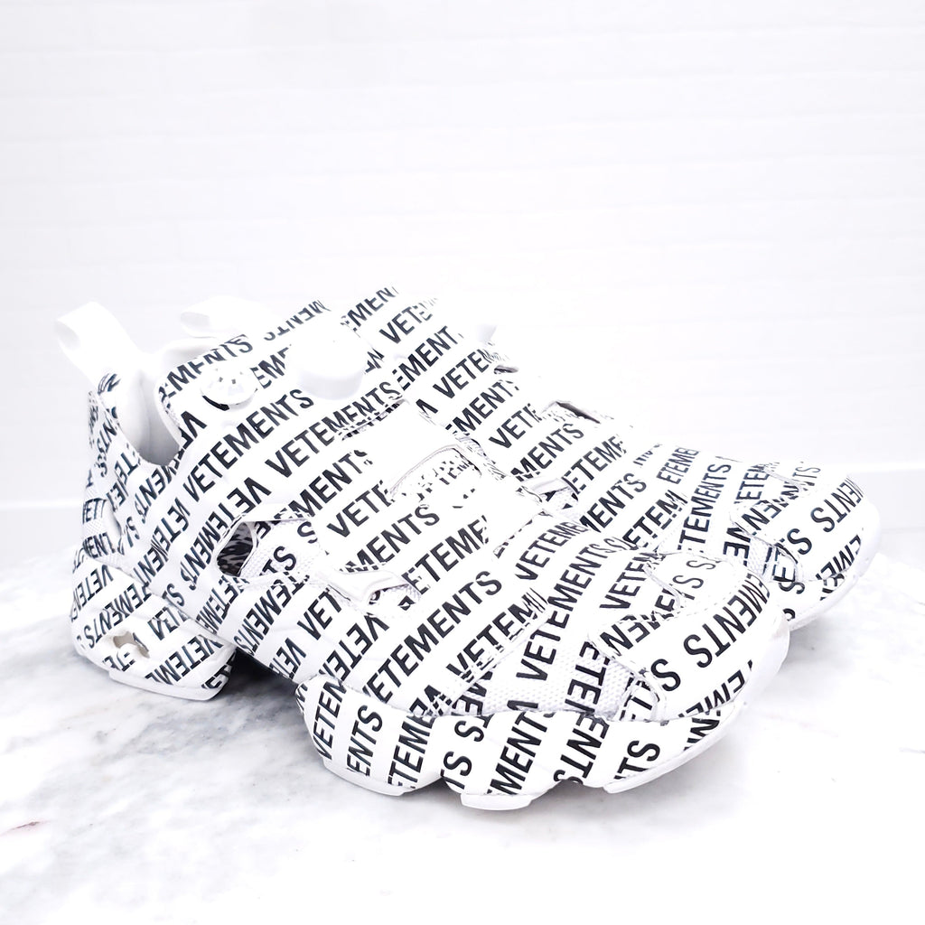 VETEMENTS X REEBOK LOGO SNEAKERS - SIZE 37.5