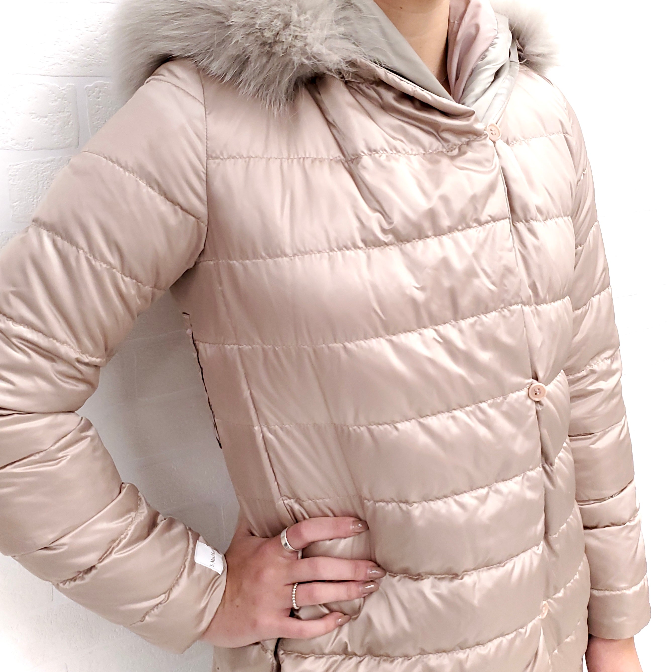 MAX MARA REVERSIBLE COAT WITH FUR HOOD - SIZE 4