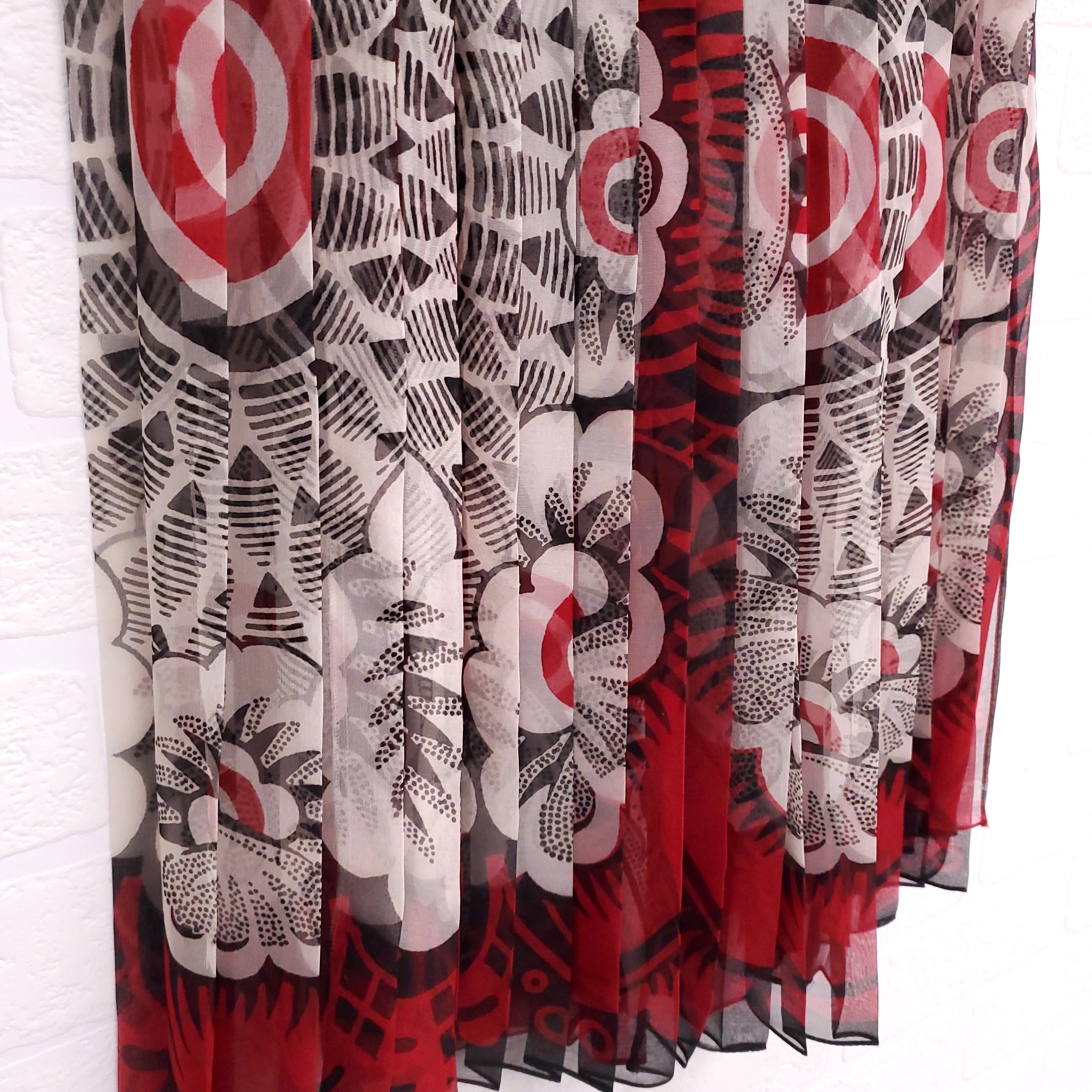VALENTINO PRINTED SILK PLEATED SKIRT ($3500) - SIZE 40