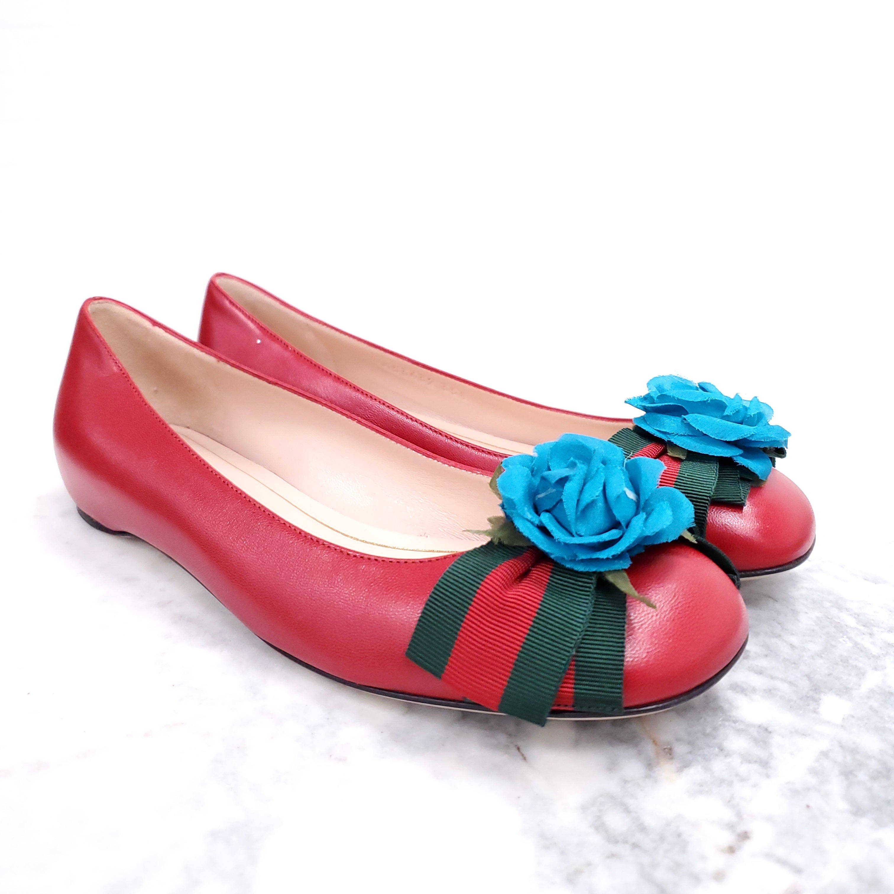 GUCCI FLATS WITH BOW DETAILS - SIZE 35.5