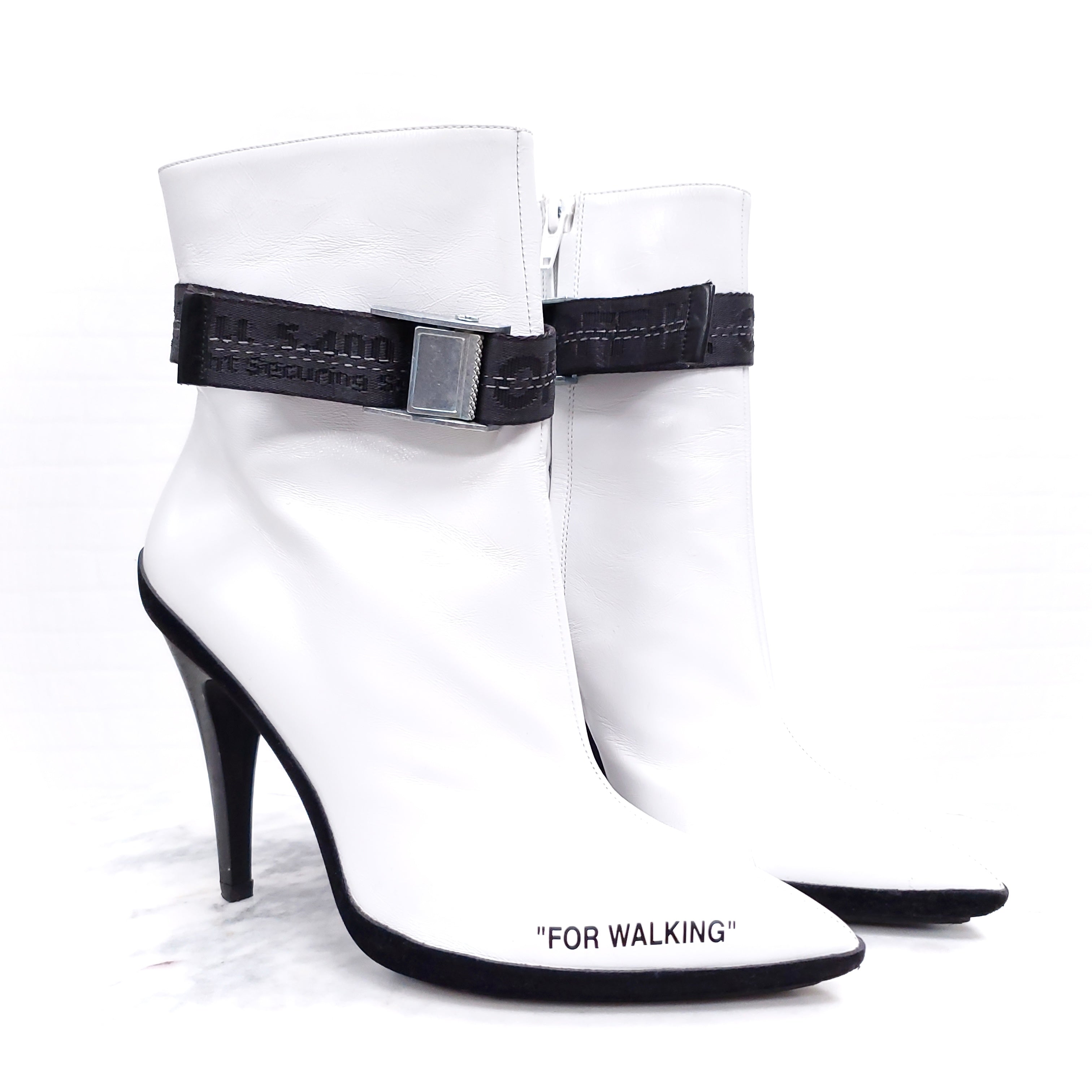 OFF-WHITE LEATHER LOGO BOOTS - SIZE 40