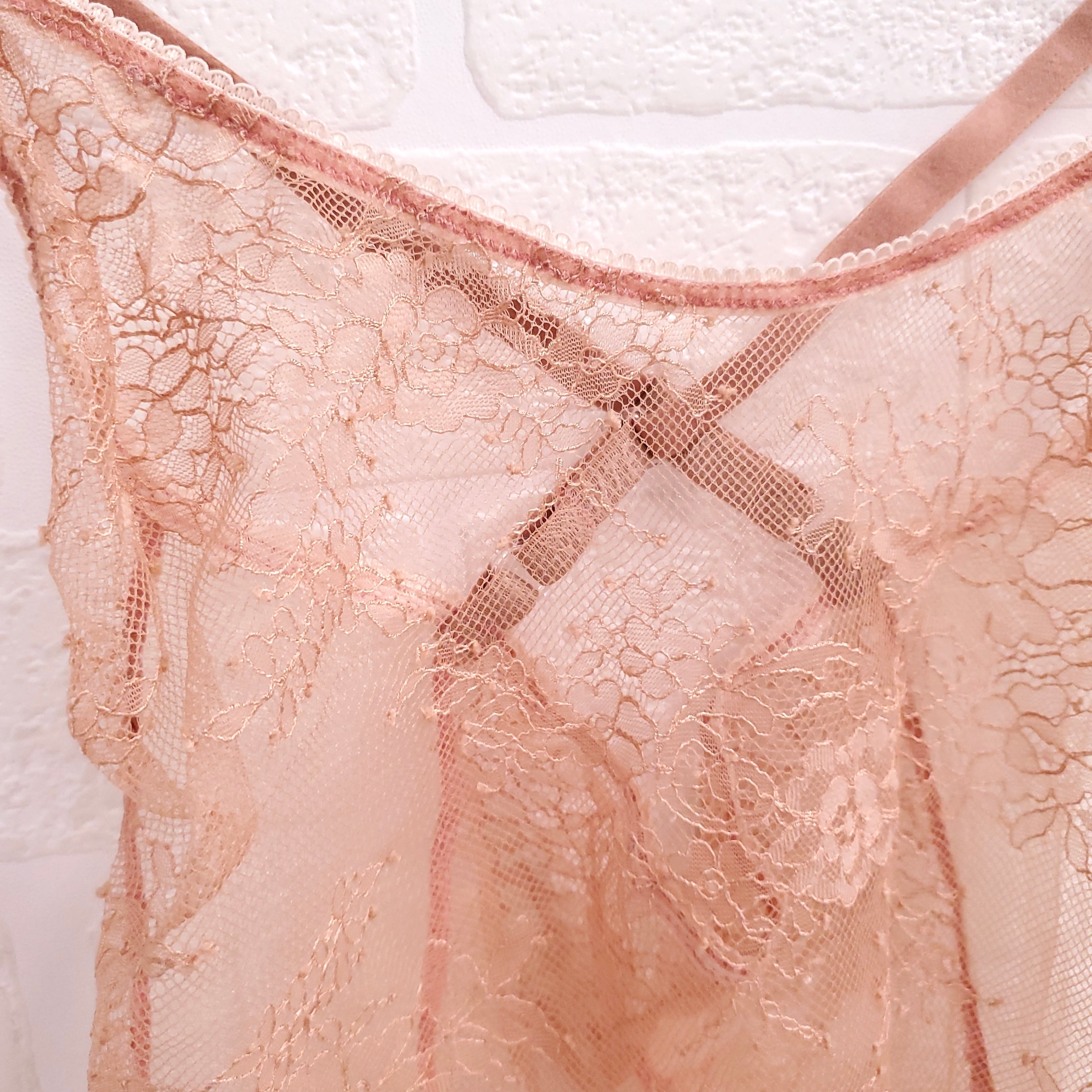 OFF-WHITE LACE NUDE BODYSUIT ($500) - SIZE S