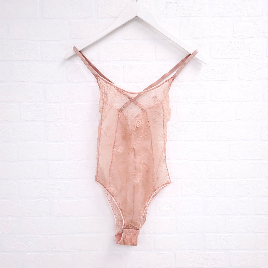 OFF-WHITE LACE NUDE BODYSUIT ($500) - SIZE S