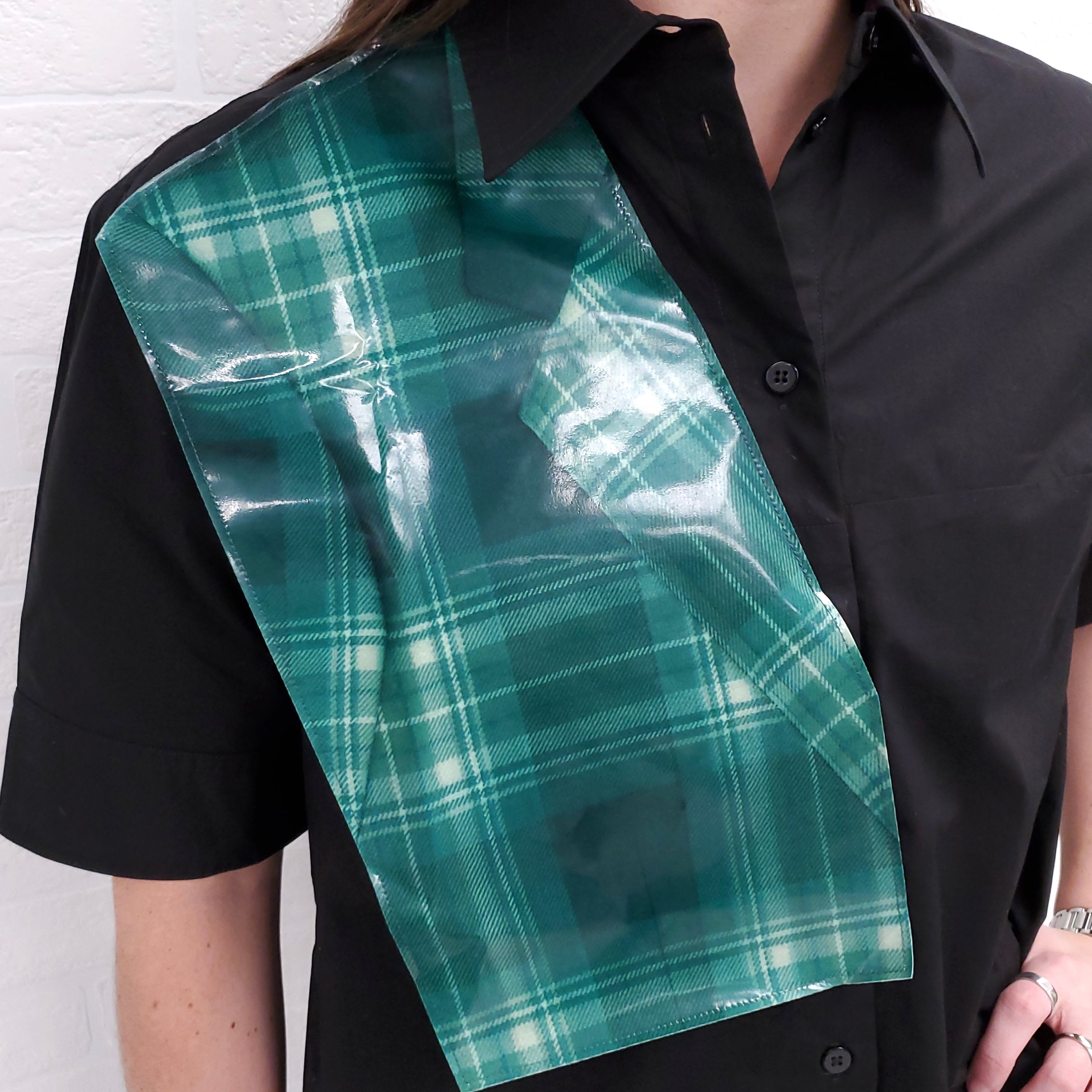 MM6 MAISON MARGIELA BLACK T-SHIRT WITH PLAID DETAIL - SIZE 40