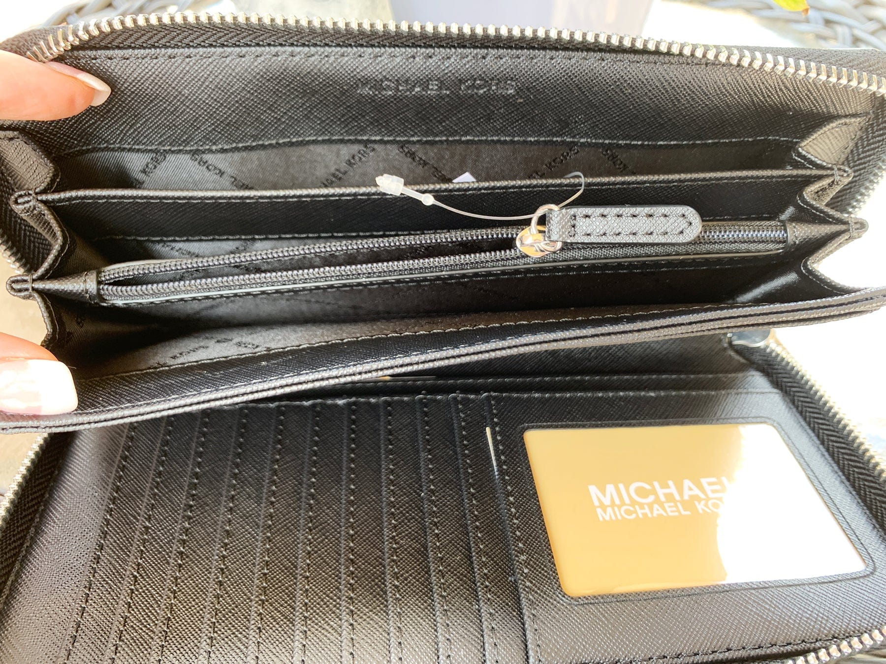 Michael Kors Jet Set Travel Continental Wallet Long Black Signature MK