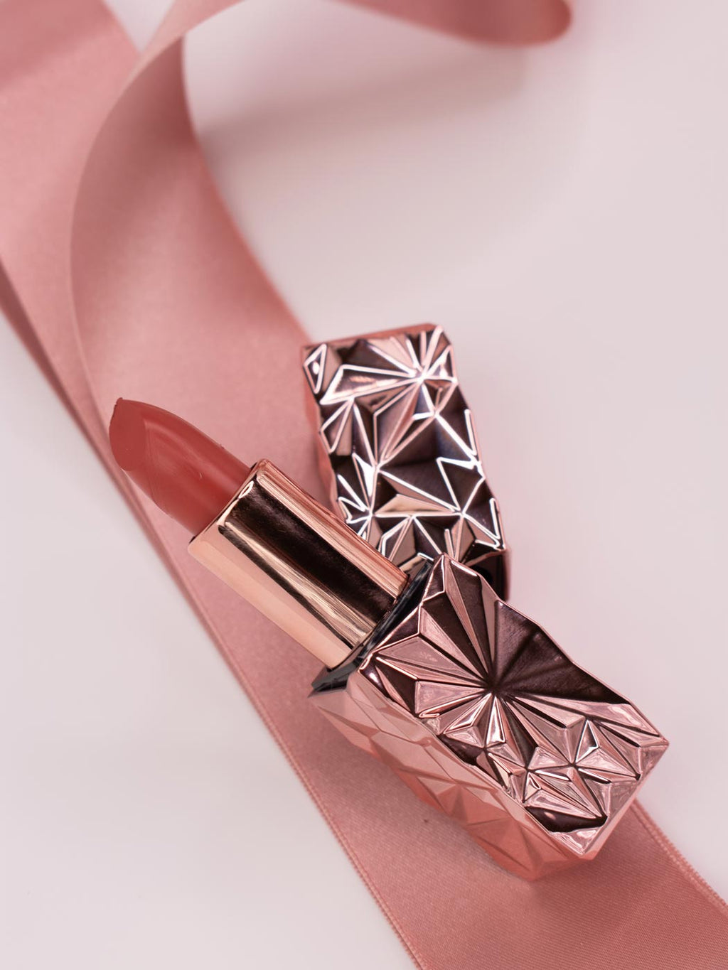 MOUTH OFF! Lipstick Lip Service