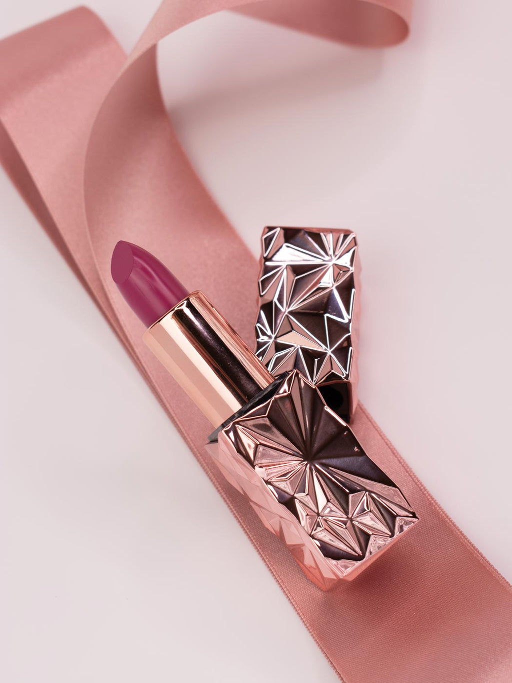 MOUTH OFF! Lipstick Lipped