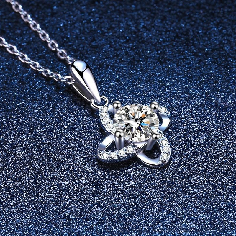 Pangama Bloom Moissanite Necklace