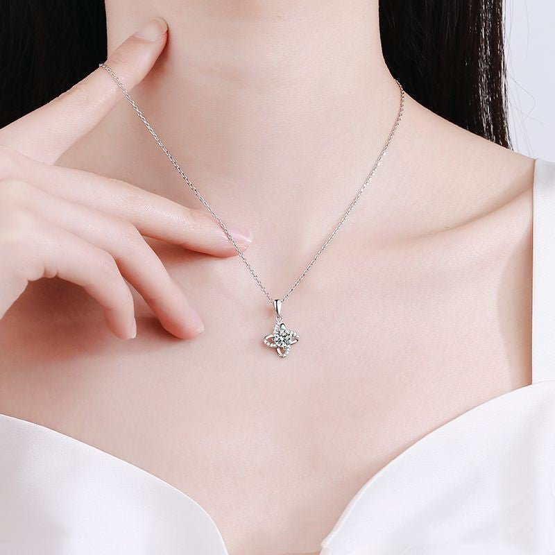 Pangama Bloom Moissanite Necklace