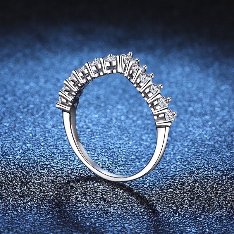 Pangama Crown Gleam Moissanite Ring