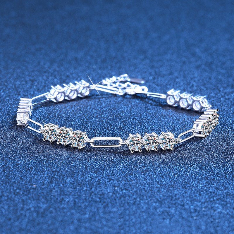 Pangama Dazzling Cluster Moissanite Bracelet