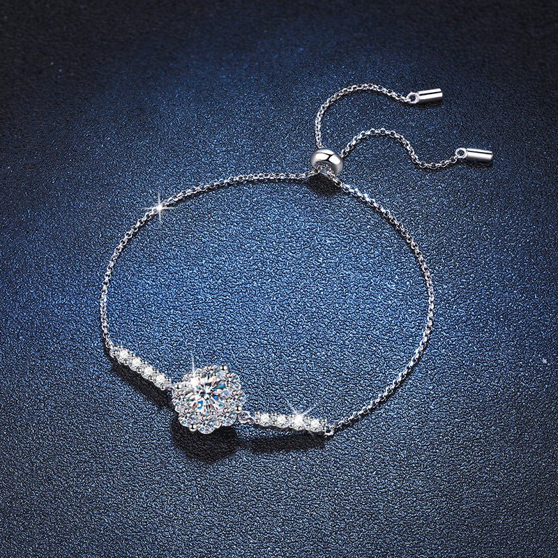 Pangama Halo Glow Moissanite Bracelet